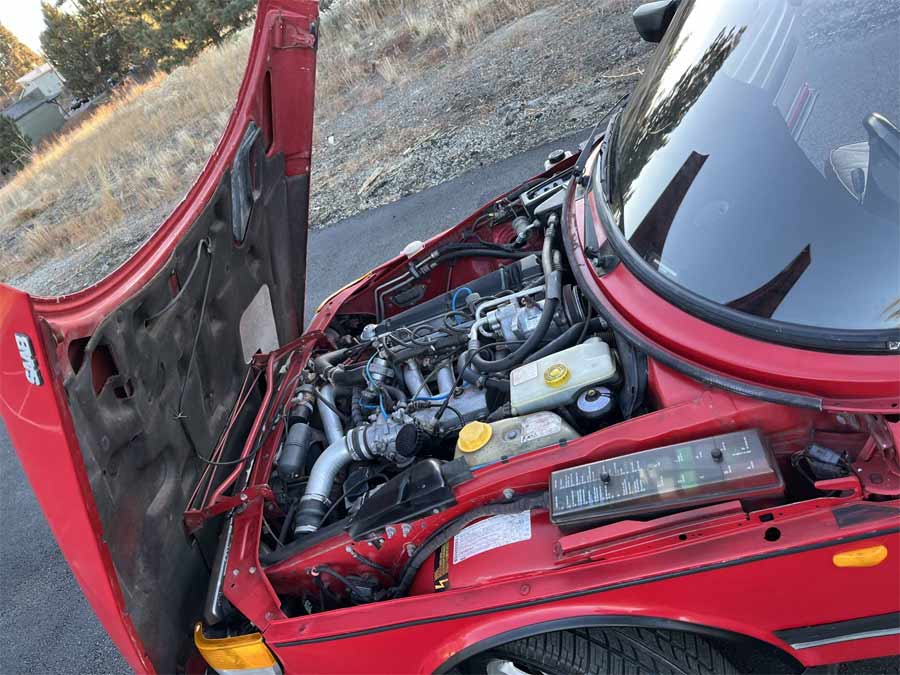 Under the Hood: 1992 Saab 900 Turbo's Rare 'Red Box' ECU-Enhanced 2.0-Liter Turbocharged Engine, Delivering an Extra 15 Horsepower Boost