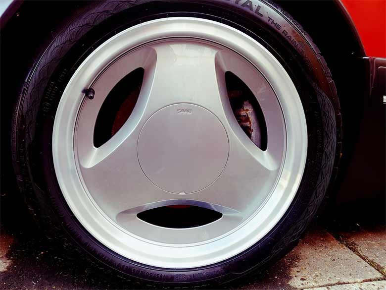 Saab 900 wheels