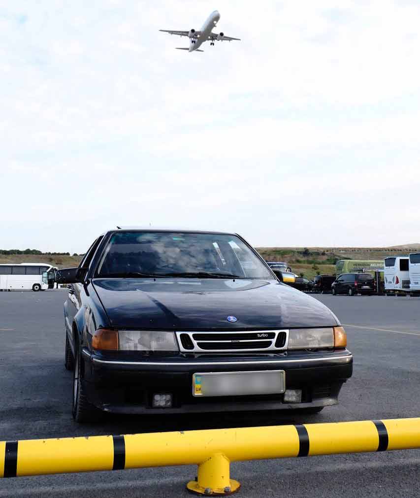 Kirill's Saab 9000 before it broke down