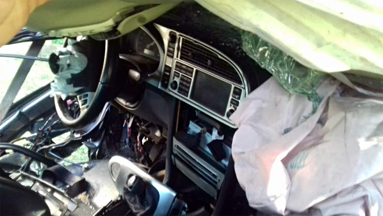 Saab cockpit after the accident