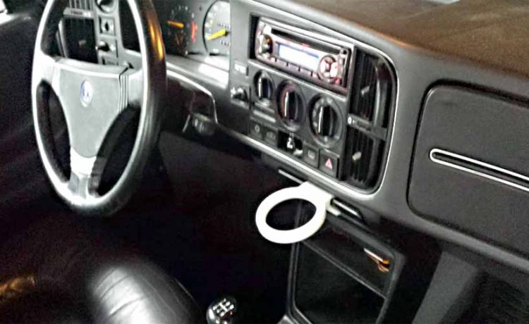 3D Printed SAAB 900 Cup Holder 3 3D printed Saab 900 cup holder