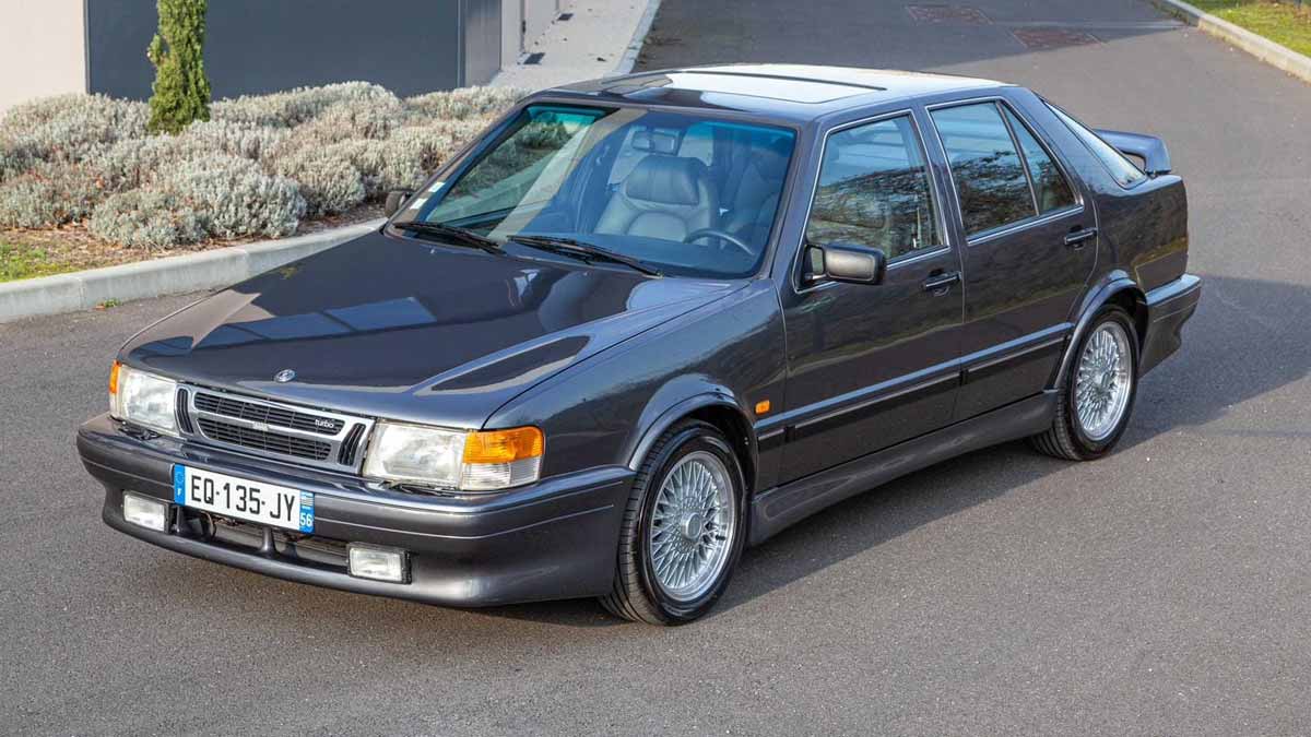 SAAB 9000 Turbo Airflow: A Classic Reborn, Capturing the Essence of Innovation and Elegance