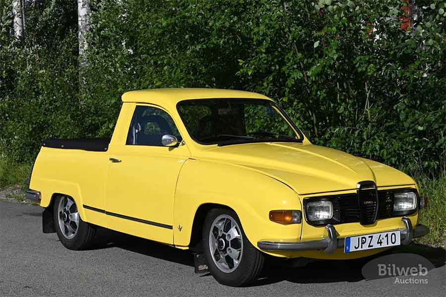 A striking 1977 Saab 95 V4 Pickup, fully rebuilt by Jörgen Nilsson, blends Saab’s iconic design with rare utility — now crossing the block at Bilweb Auctions.