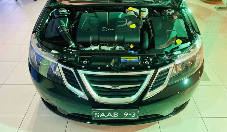 The Saab 9-3 Sportcombi comes equipped with the renowned Saab twin-turbo engine. While this particular model is tuned for 130 horsepower for eco-friendliness, it's easy to boost the power output to around 200 horsepower.