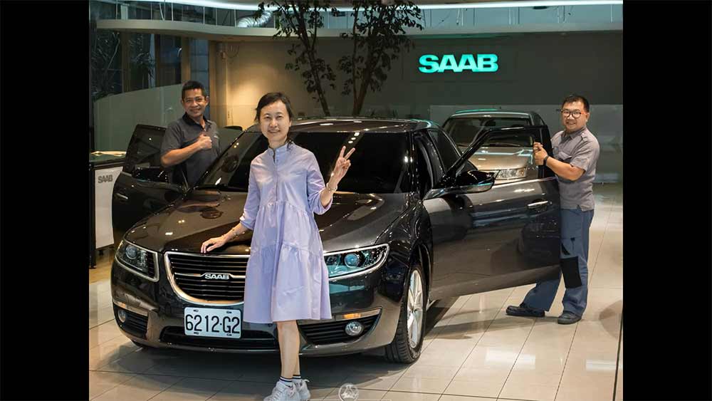 dr. Chen, her favorite Saab and experts from SAC