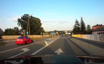 insane saab driver - dangerous driving