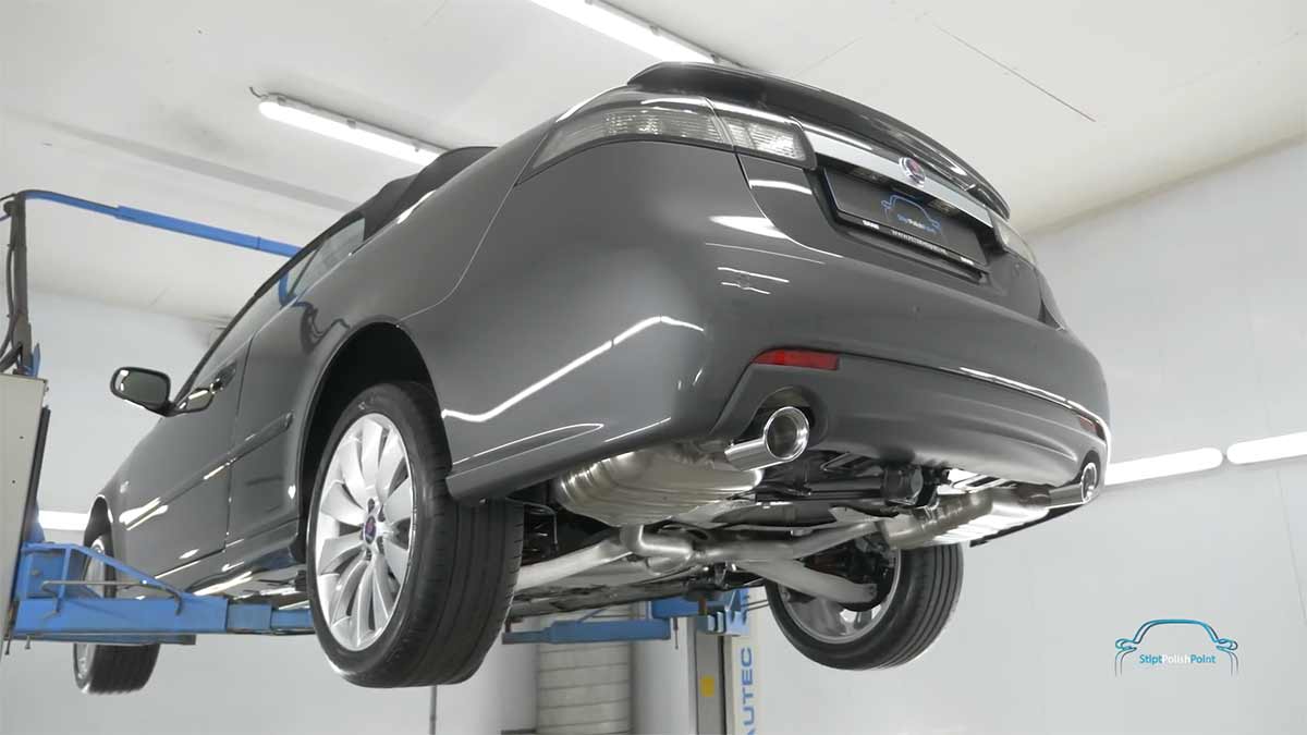 Back to Factory Glory: These Saab Restorations Look Like They Just Left the Factory 1 A fully restored Saab 9-3 Aero Convertible by Stipt Polish Point, reflecting the exact showroom condition it had the day it left the factory — down to the trim, lacquer, and even the texture of the plastics.