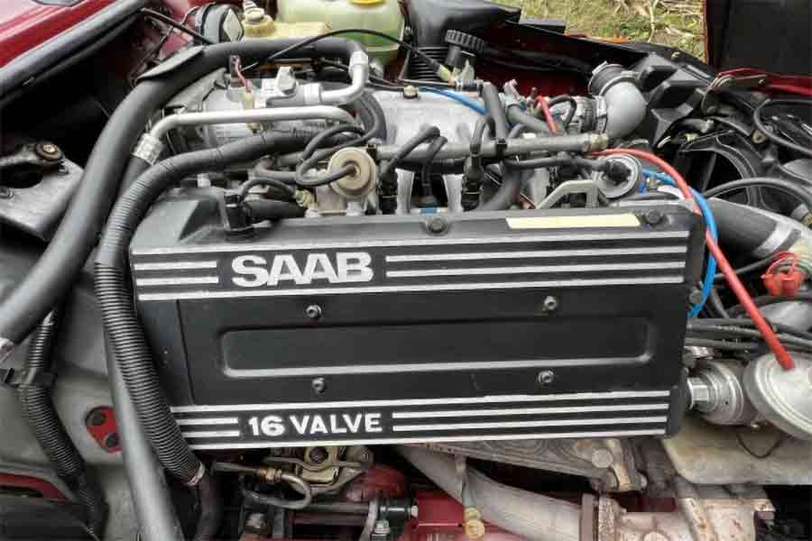 Powerful Turbocharged 2.0-Liter Engine with Replaced Thermostat and Oil Seal - Saab 900 Convertible