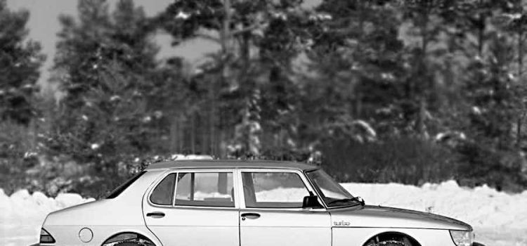 Saab 900 Finlandia