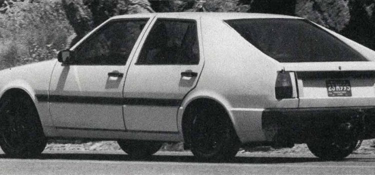 Captured Before the Unveil: The Saab 9000 Prototype Undergoing Desert Testing in the Mojave