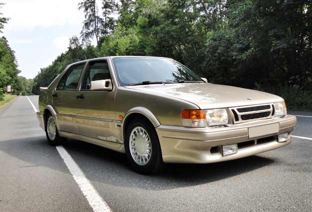 Saab 9000 with Talladega bodykit