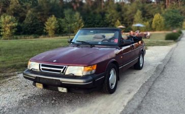 Saab 900s for Sale