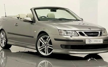 Embracing Winter Elegance: The Saab 9-3 Aero Convertible in its Natural Element
