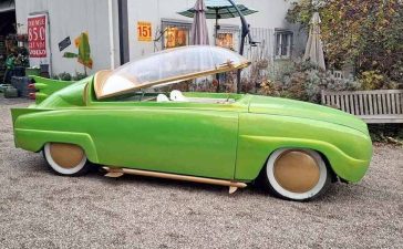 A Space-Themed Saab 96 “Cosmonaut” Hits the German Market at €12,900 6 Saab 96 “Cosmonaut” bubble-top custom photographed in Germany