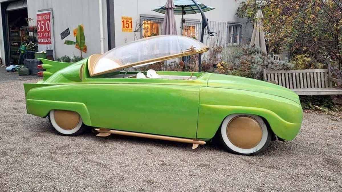Saab 96 “Cosmonaut” bubble-top custom photographed in Germany