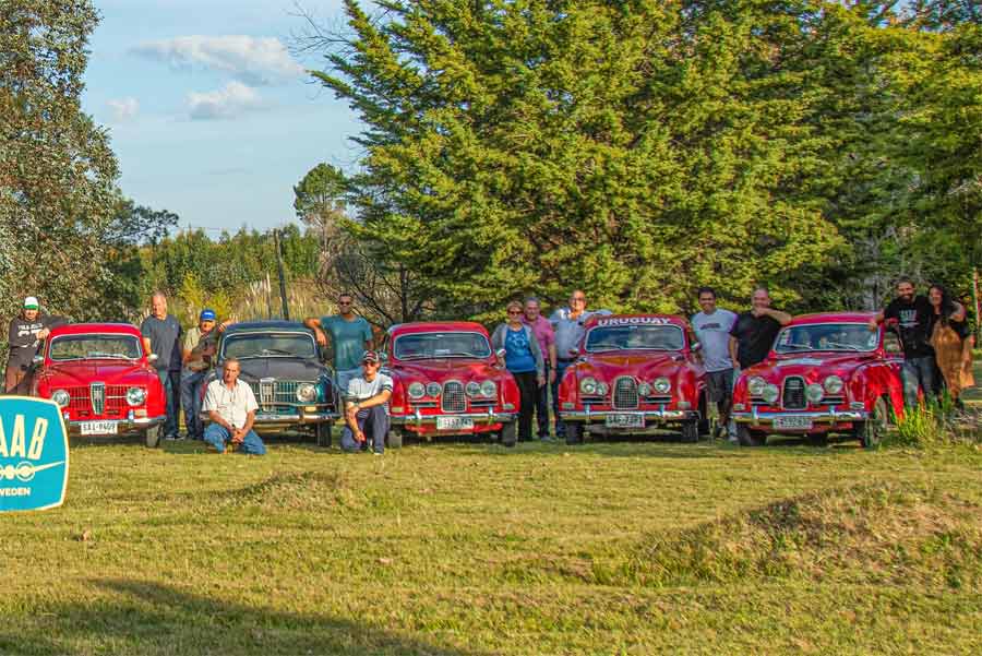 Part of the Saab Club Uruguay team gathers last week