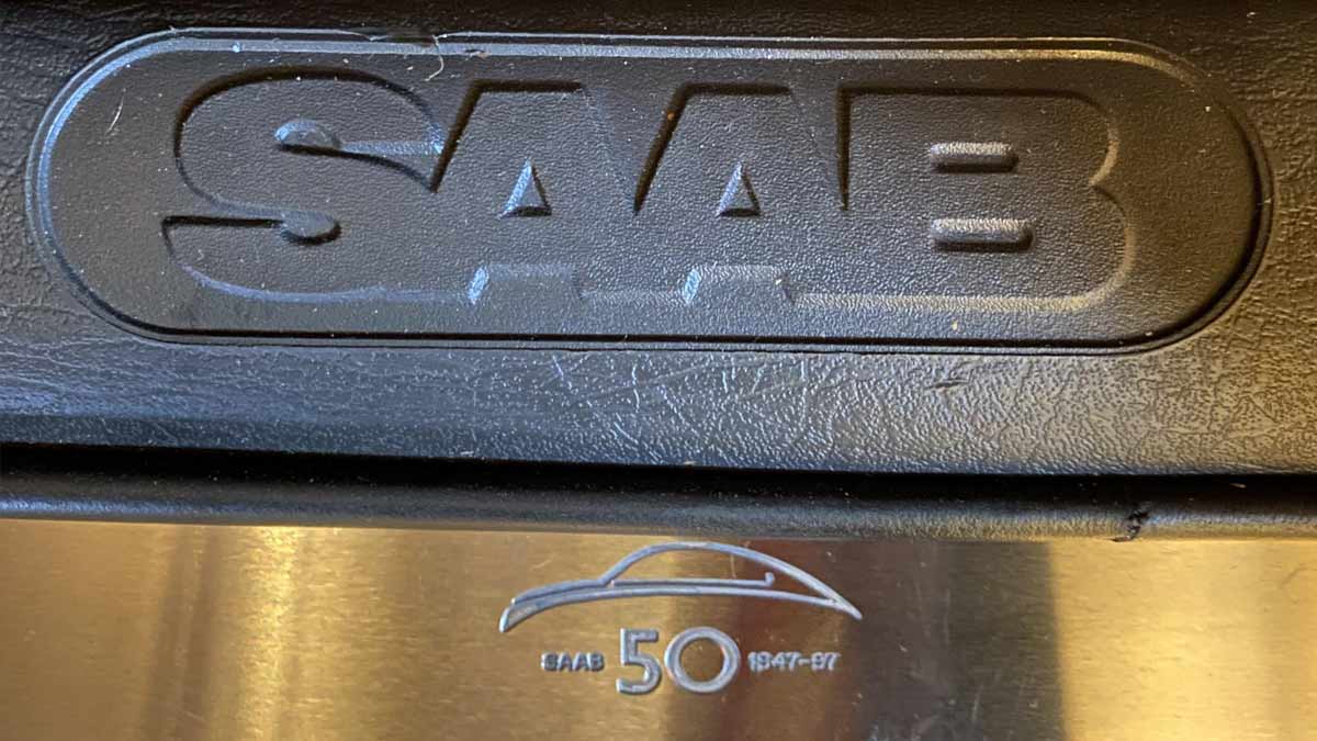 "A Tribute to Saab's 50th Anniversary: Clear Markings on the Door Sills of the Saab EX Prototype