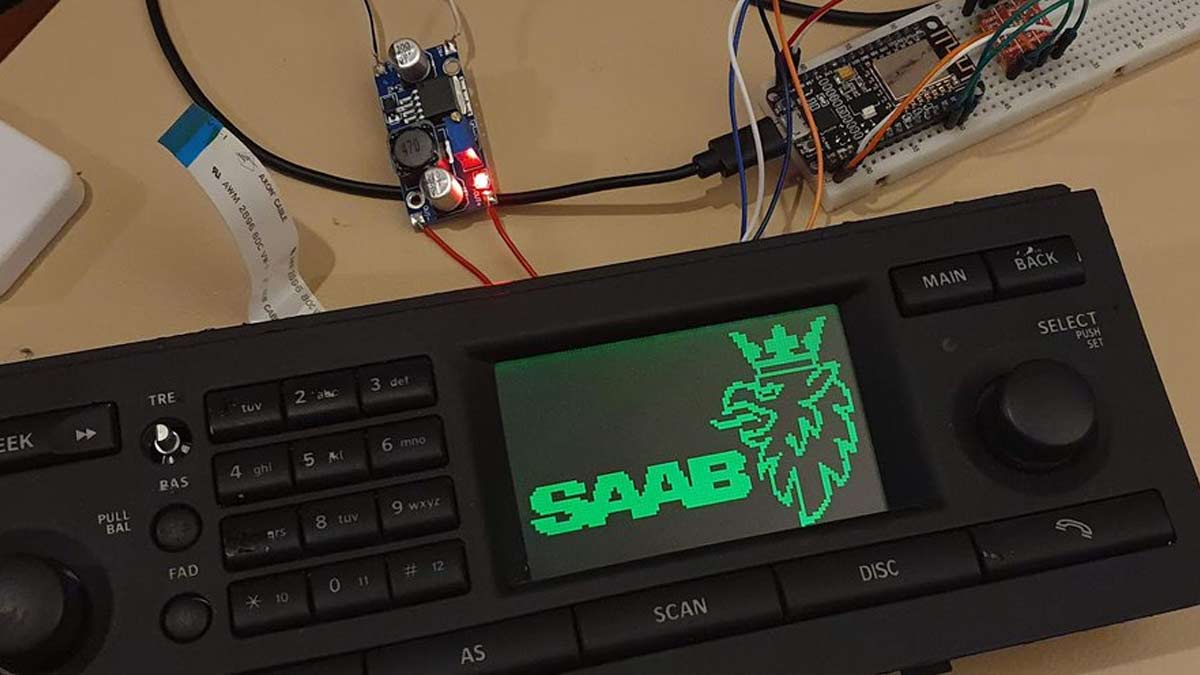 Driving Innovation: Leigh Oliver's SAAB 9-3 'ICM2' Display Hacking Project