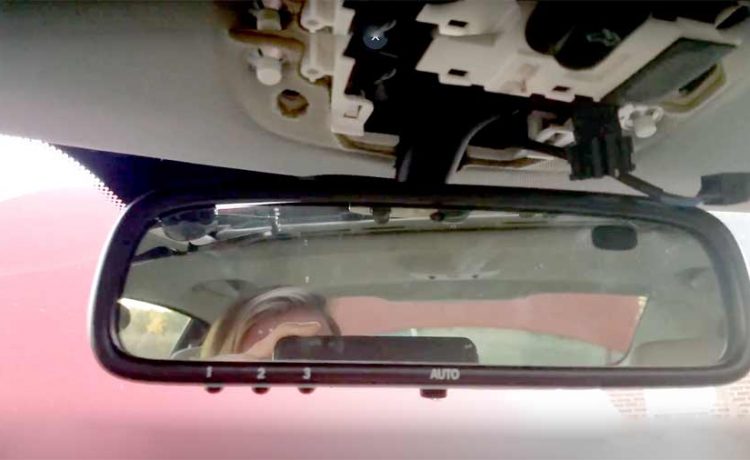 Cheap and Simple Saab Upgrade: Rear View Mirror with Auto-dim function, Compass and Homelink 10 Cheap and Simple Rear View Mirror Upgrade (with auto dim, compass and homelink)