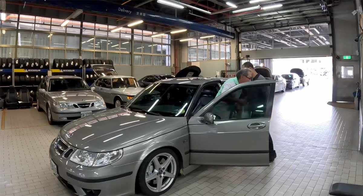 Inside SAC Taiwan’s new Saab workshop: climate control, clean air, and disciplined processes set a benchmark for modern Saab service.