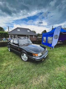 Nicely maintained Saab 900