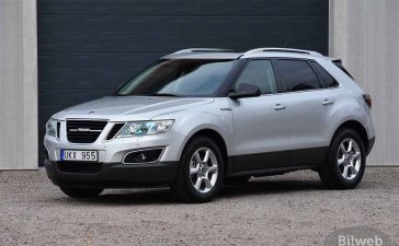 Factory-New Saab 9-4X No. 001 Resurfaces After 14 Years in Hibernation! 10 Chassis No. 001 — the first Saab 9-4X ever built, preserved with only 469 km, now offered by Bilweb Auctions in Sweden.