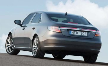 Saab 9-5 NG vs Volvo S80: The 2011 Test That Still Influences Used Luxury Sedan Buyers 3 When Saab’s bold 9-5 NG challenged Volvo’s S80, it wasn’t just a test — it was a battle for Sweden’s automotive crown.