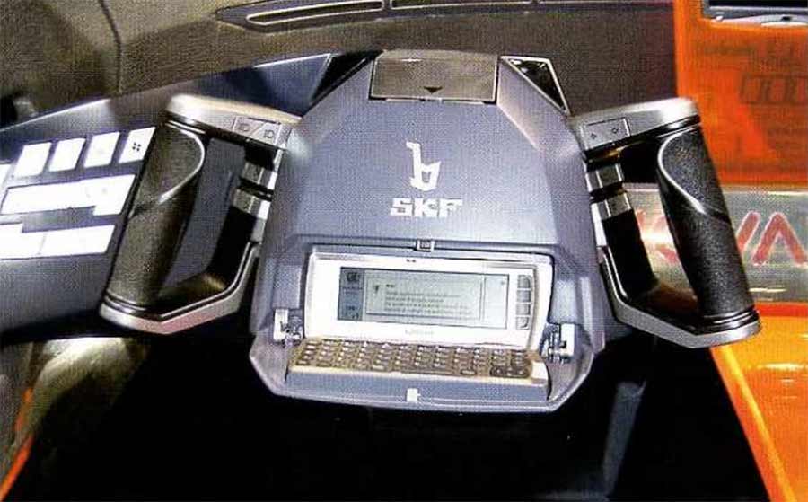 Saab Novanta: When Bertone Turned A Saab 9-5 Into A Rolling Drive-By-Wire Experiment 6 SKF Guida dual-yoke drive-by-wire steering and control module inside the Saab Novanta concept car