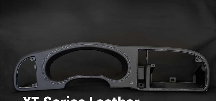 Crafted for Saab 9-3: the XT-Series dashboard blends OEM design with long-lasting materials and refined stitching.